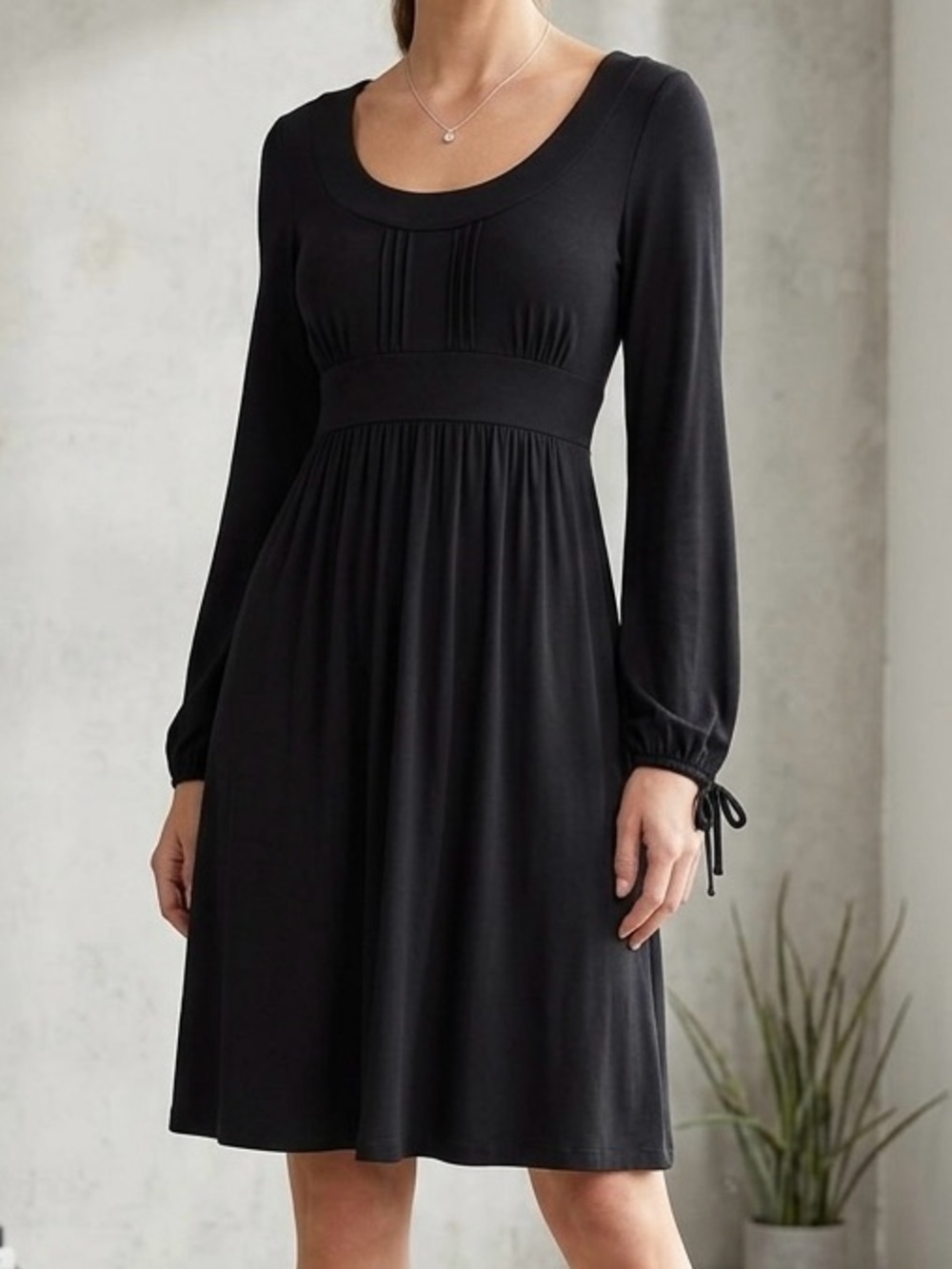 Mac & Jac NWT Black Tie-Waist Long Sleeve Mini Dress Size M